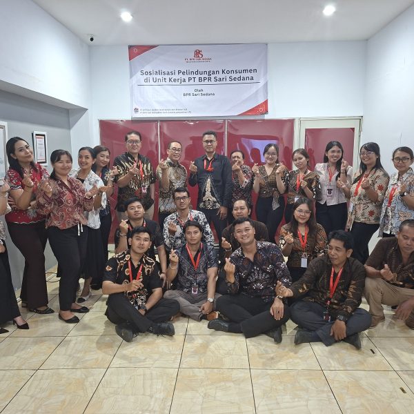 Sosialisasi Pelindungan Konsumen Di Unit Kerja PT BPR Sari Sedana